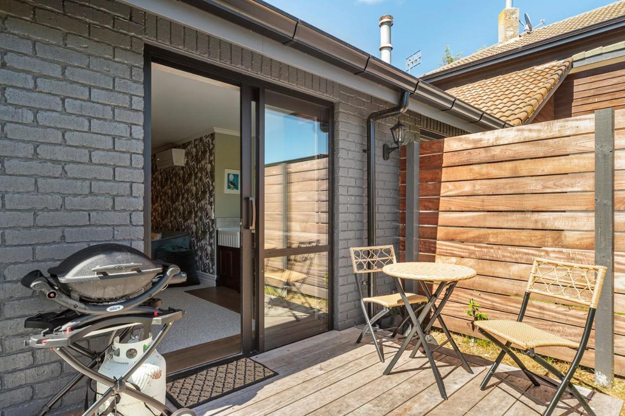 Stagford Retreat Apartment - Taupo Luaran gambar
